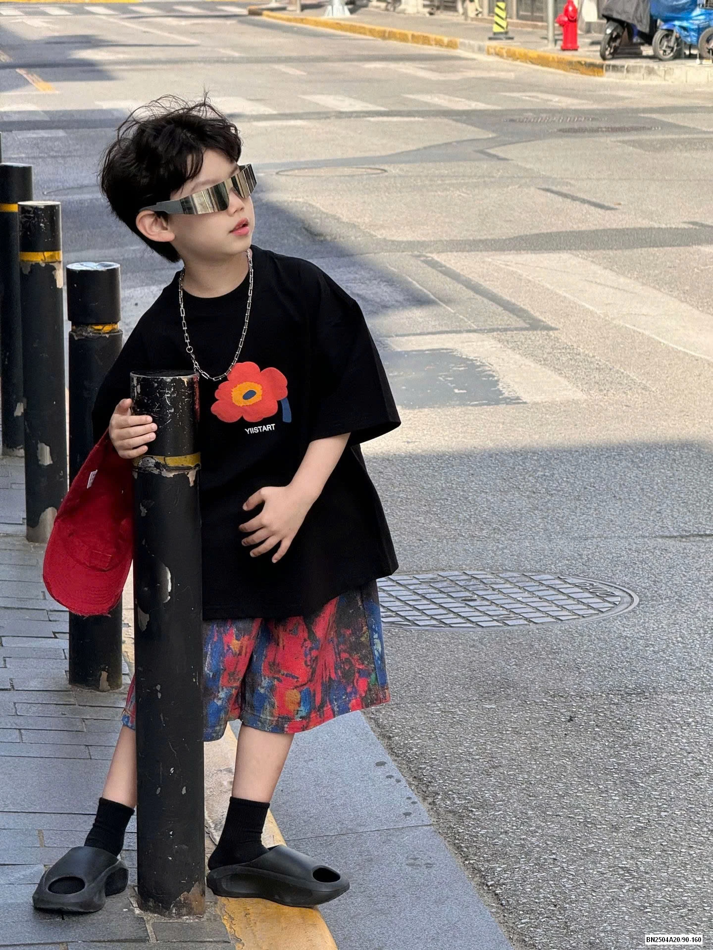 ÁO ĐEN HOA MIX SHORT LOANG