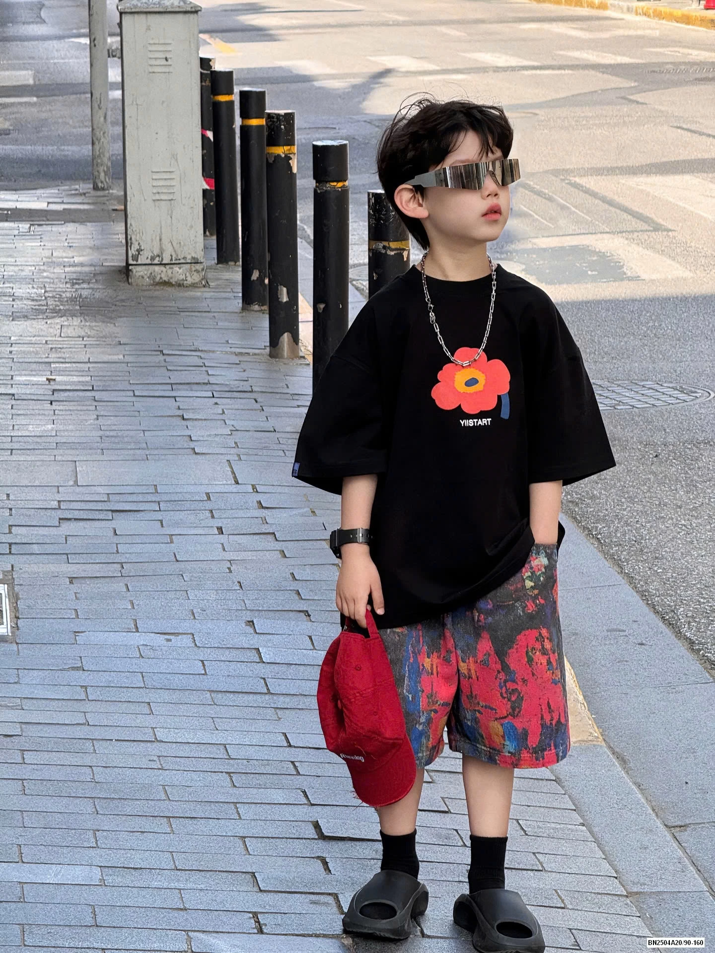 ÁO ĐEN HOA MIX SHORT LOANG