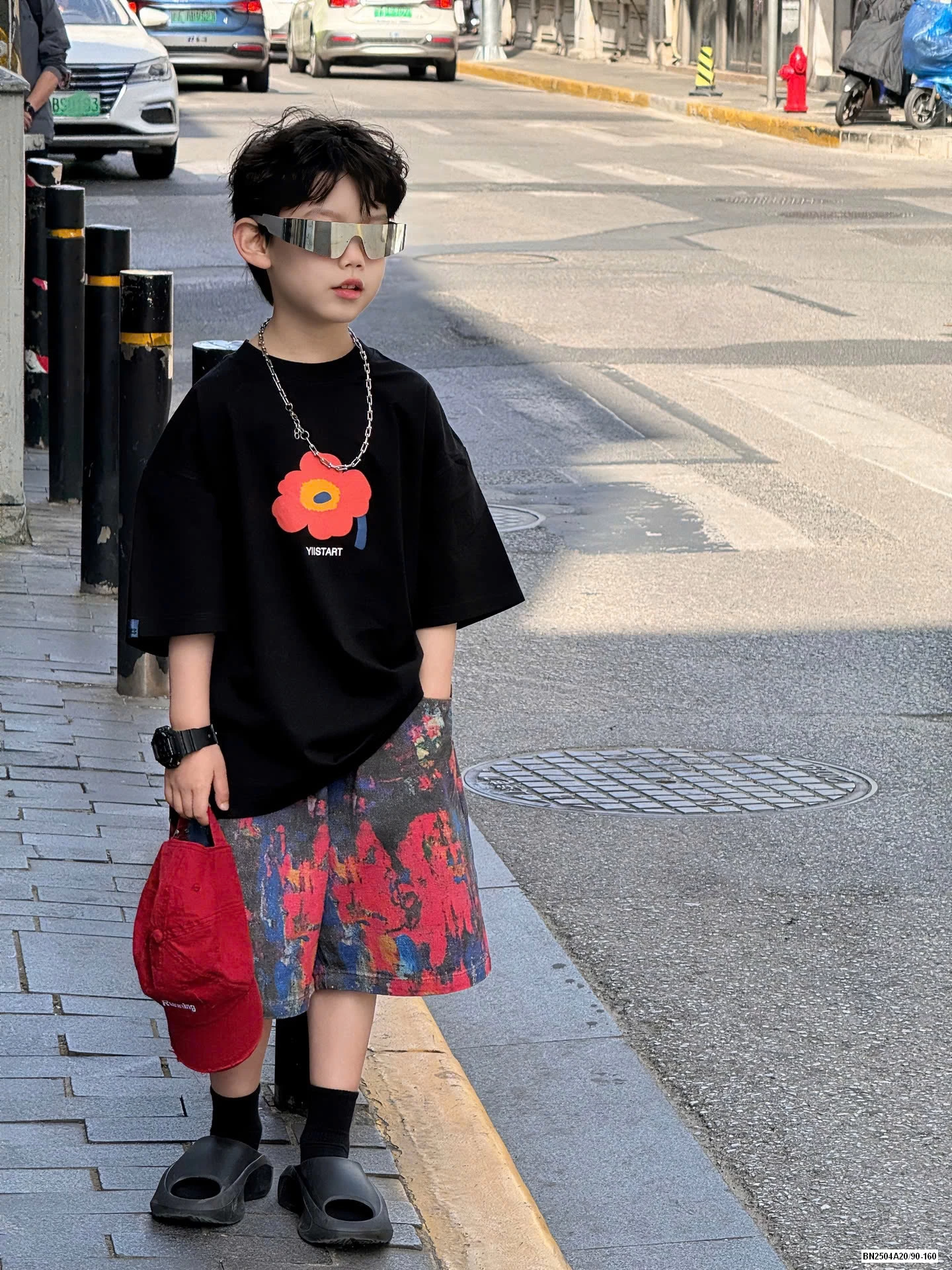 ÁO ĐEN HOA MIX SHORT LOANG