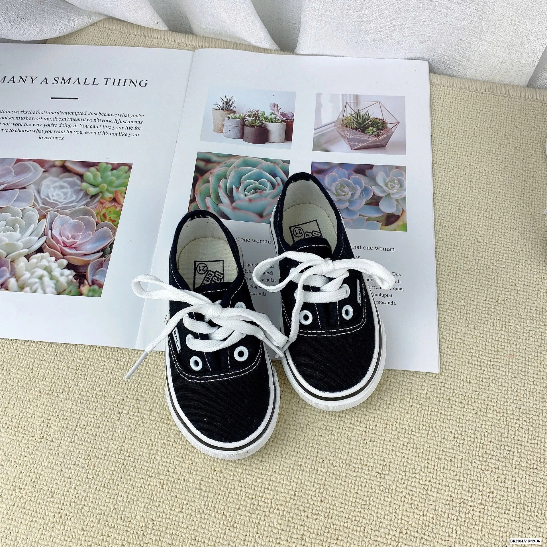 GIÀY BÁNH MỲ QUỐC DÂN