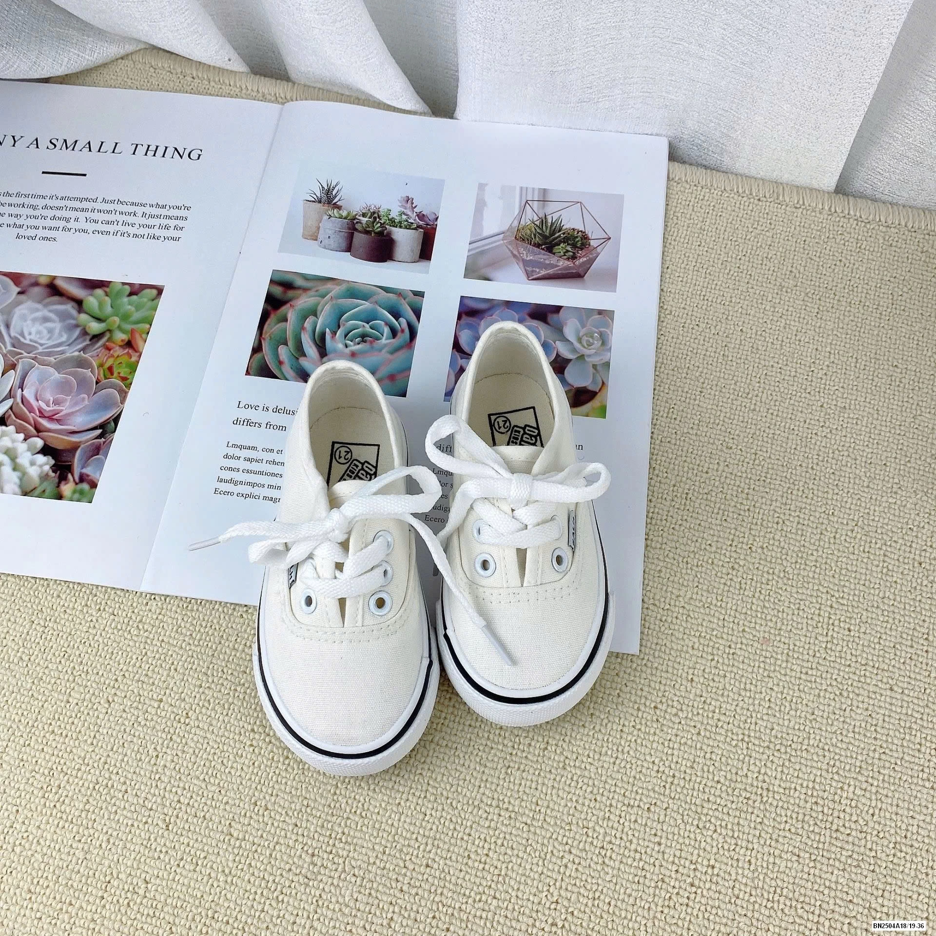 GIÀY BÁNH MỲ QUỐC DÂN