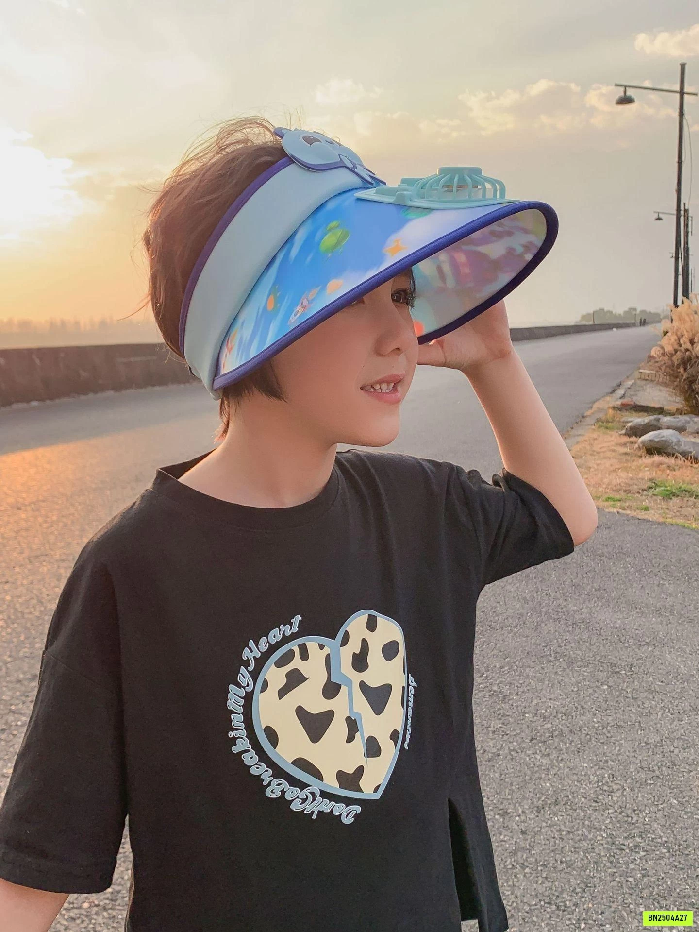 MŨ CHỐNG NẮNG NỬA ĐẦU KÈM QUẠT