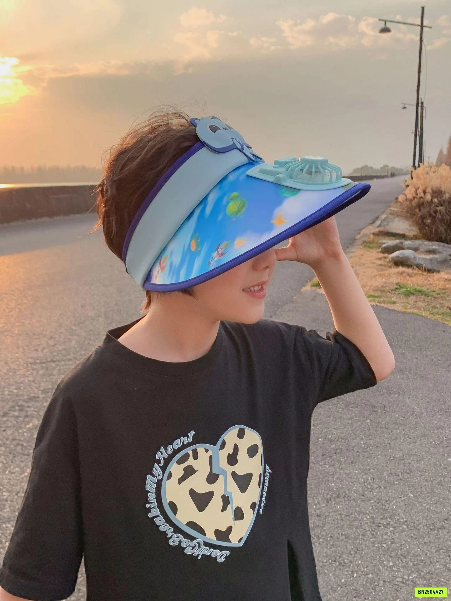 MŨ CHỐNG NẮNG NỬA ĐẦU KÈM QUẠT