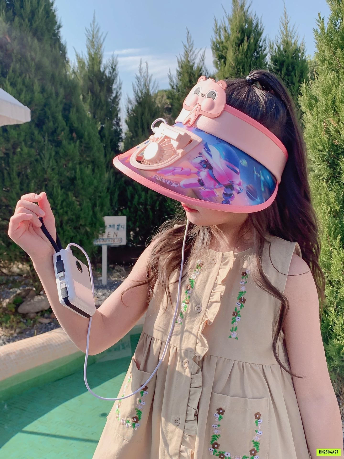 MŨ CHỐNG NẮNG NỬA ĐẦU KÈM QUẠT