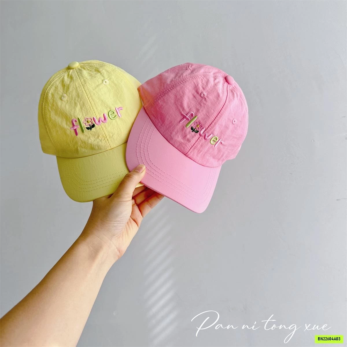 MŨ KẾT THÊU FLOWER XINH XẮN