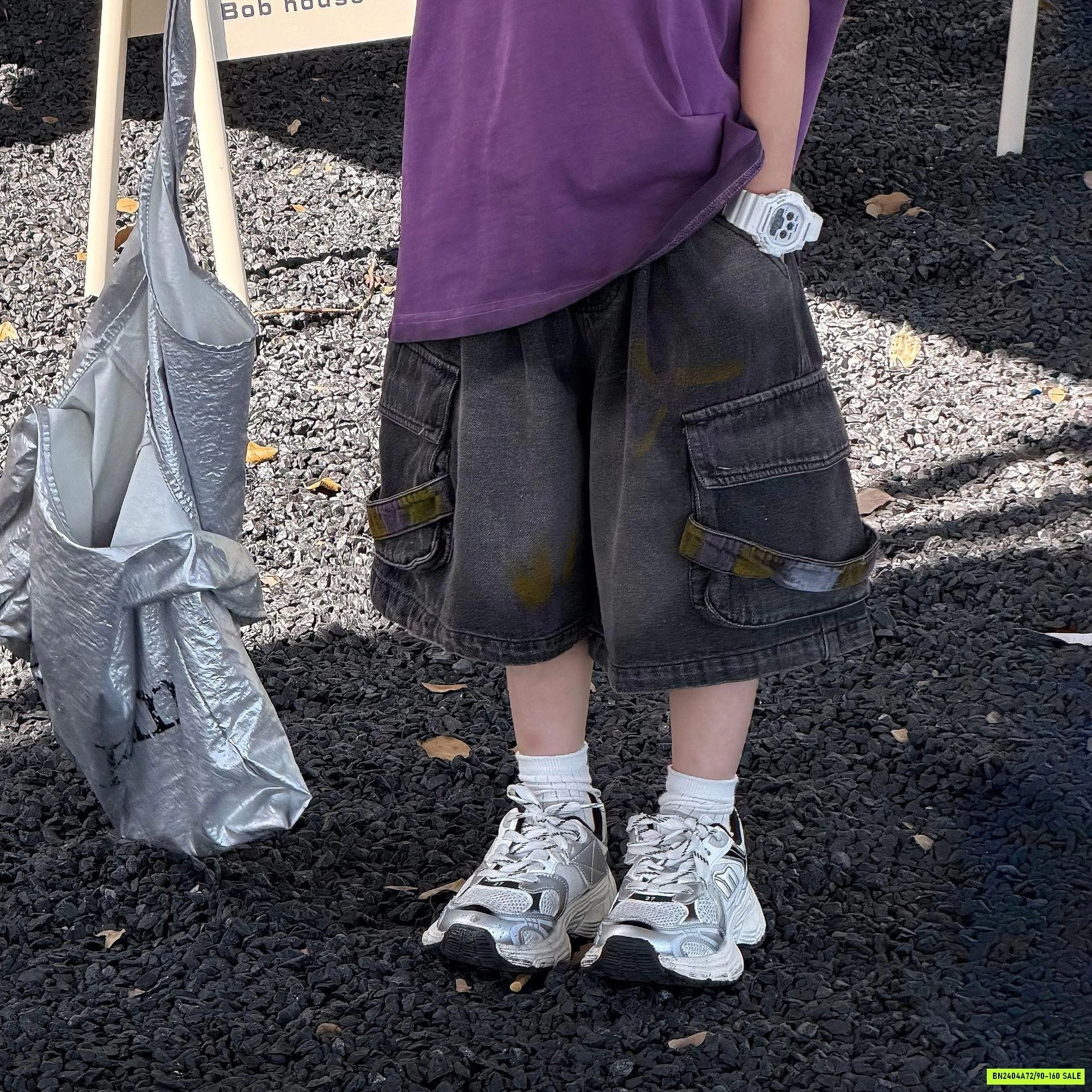 SHORT JEANS ĐEN TÚI BÊN VẨY SƠN FANSHU