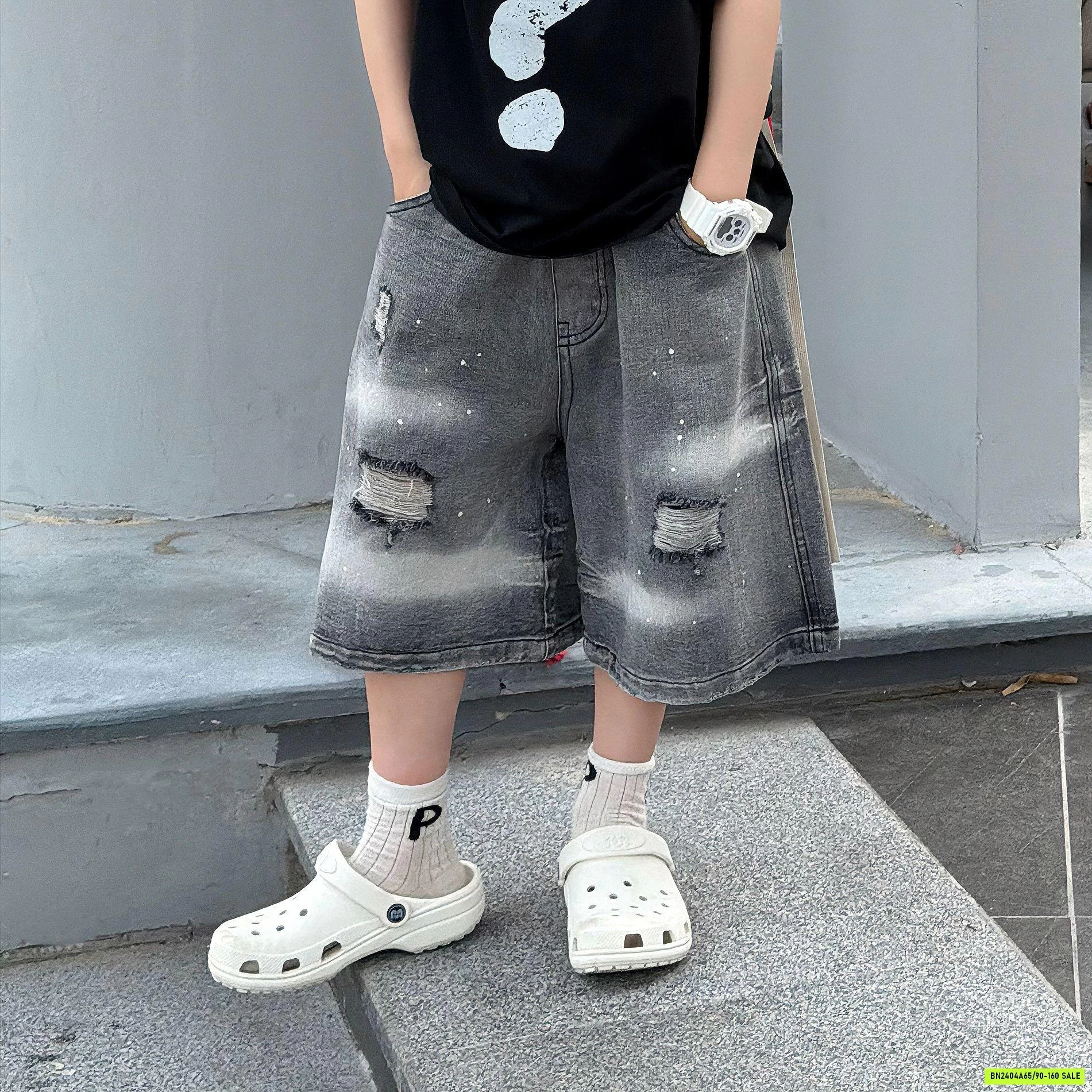 SHORT JEANS ĐEN RÁCH GỐI FANSHU