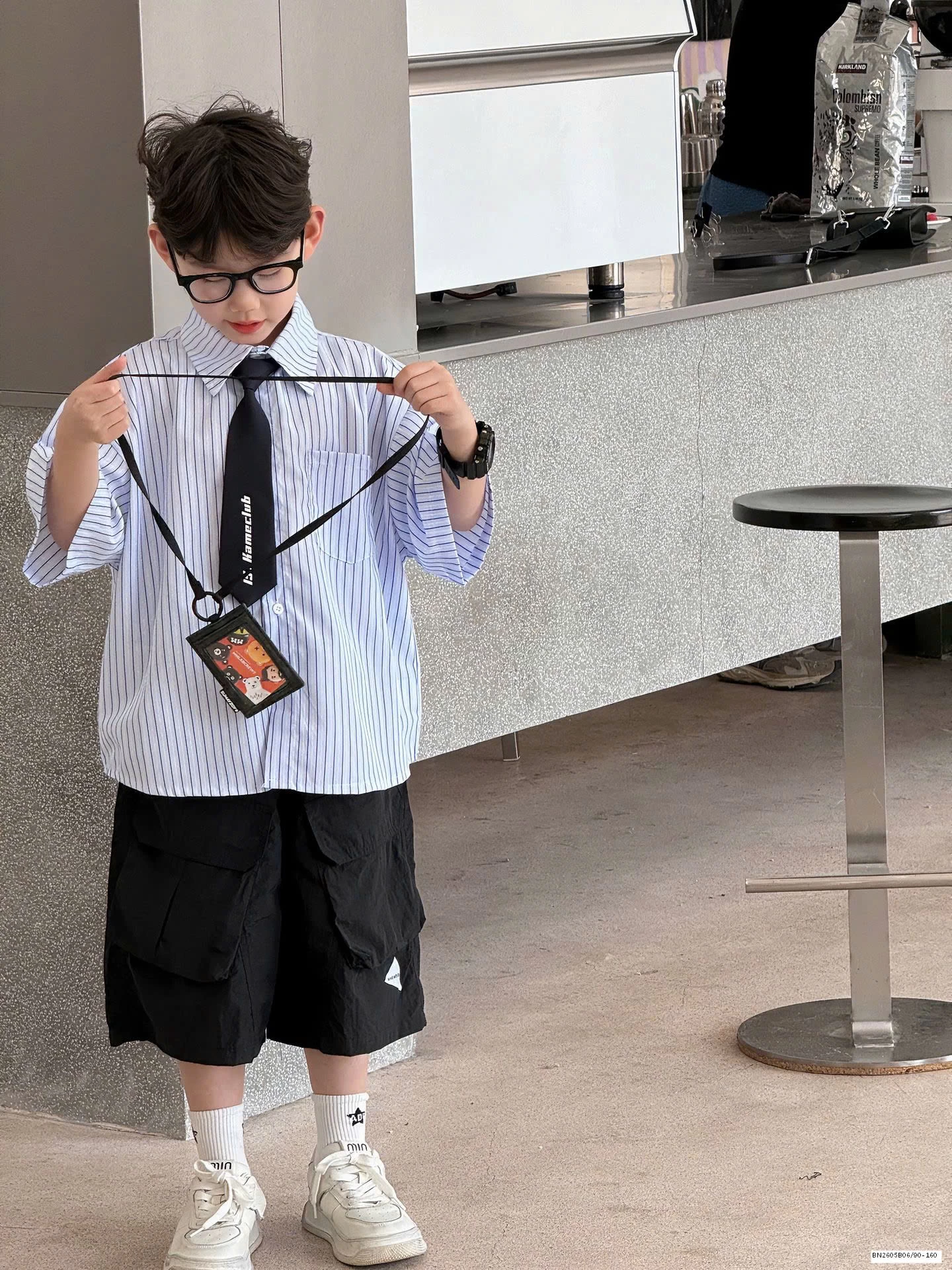 SƠ MI SỌC XANH KÈM CAVAT