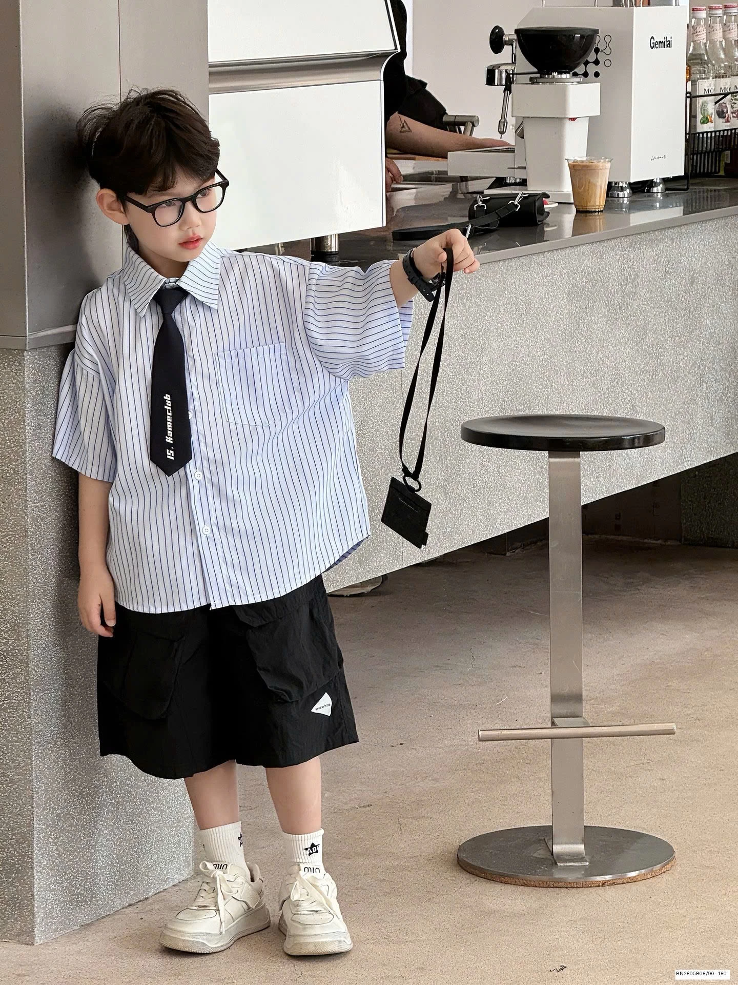 SƠ MI SỌC XANH KÈM CAVAT