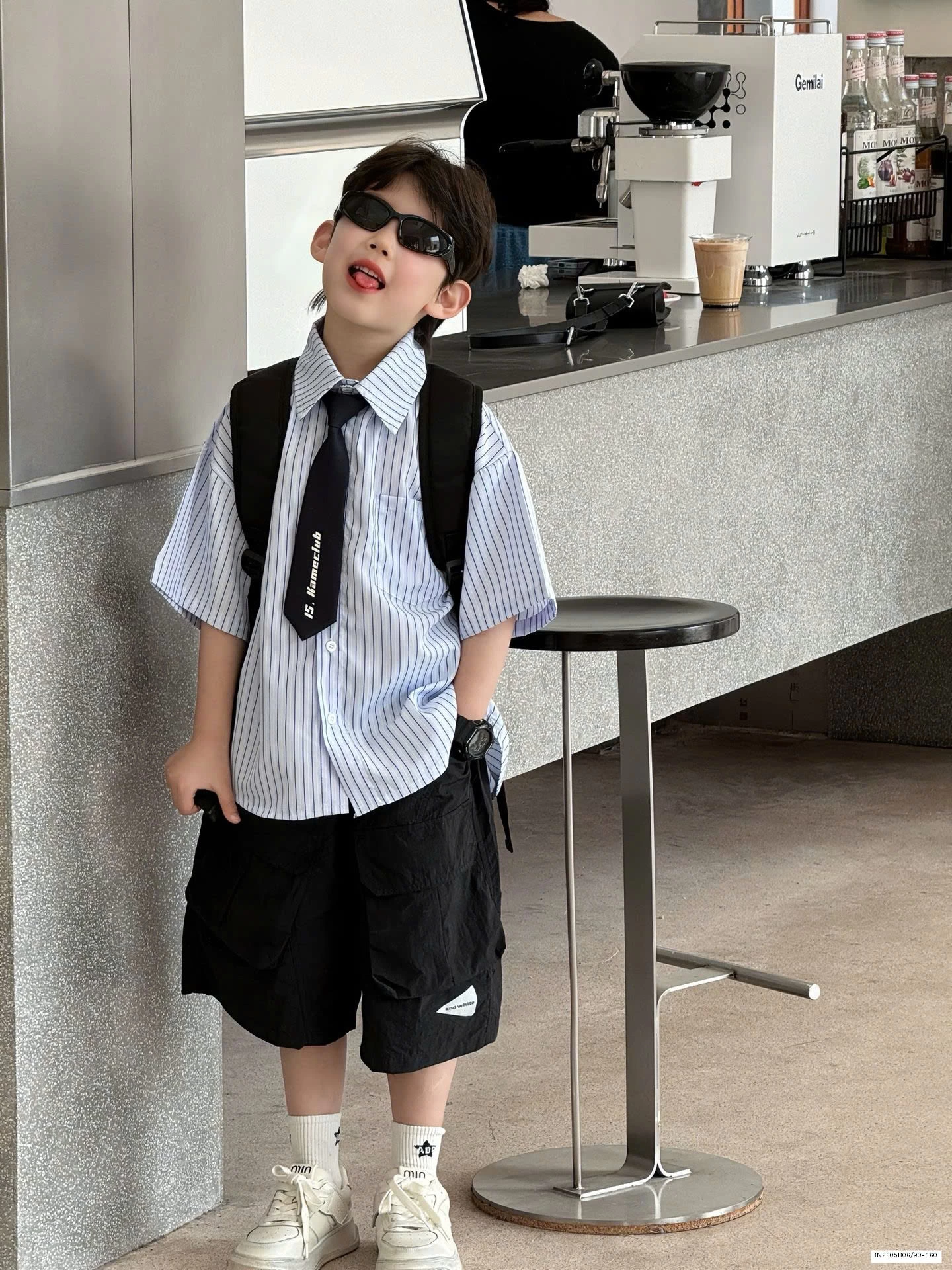 SƠ MI SỌC XANH KÈM CAVAT