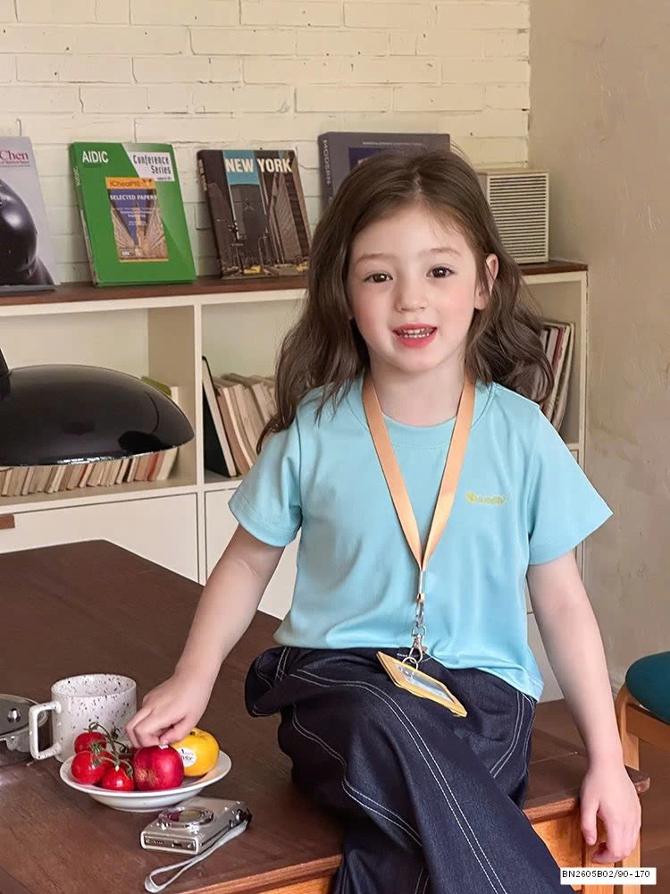 ÁO PHÔNG TRƠN DÁNG NGẮN AMBB 25C028