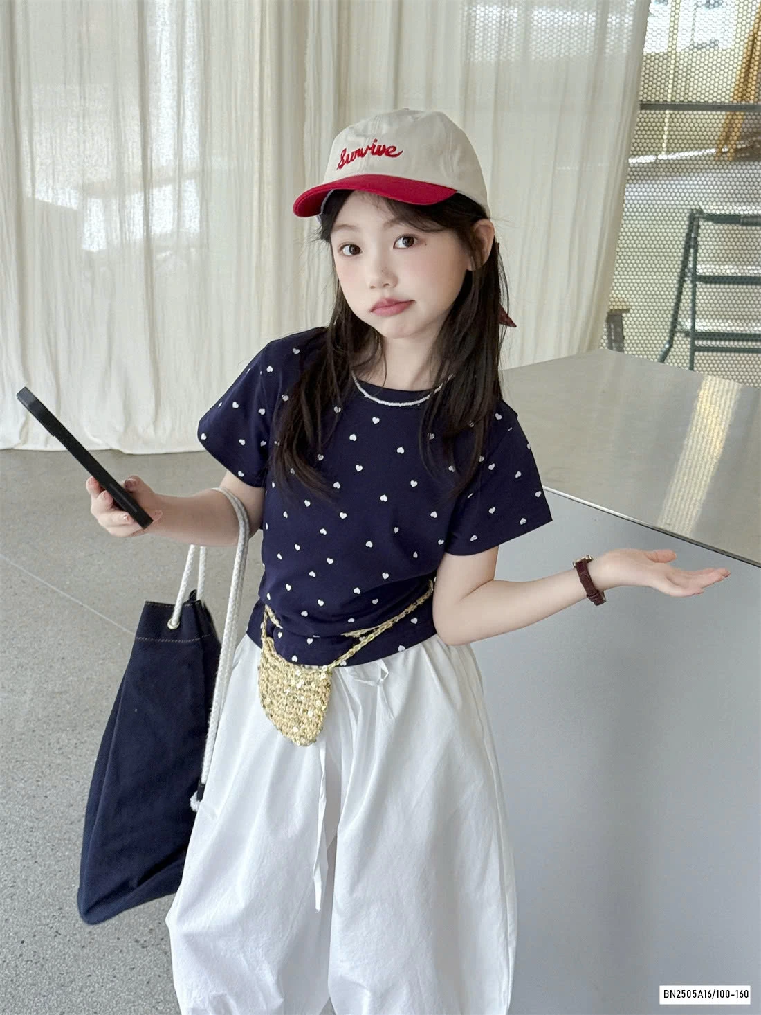 ÁO THUN CHẤM BI KHOÉT LƯNG