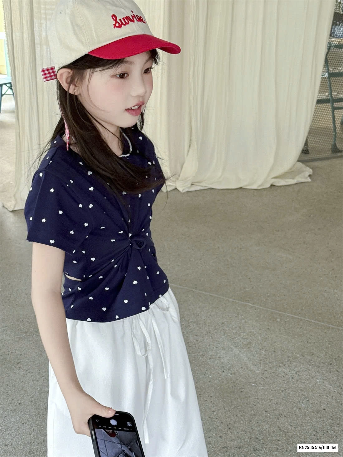 ÁO THUN CHẤM BI KHOÉT LƯNG