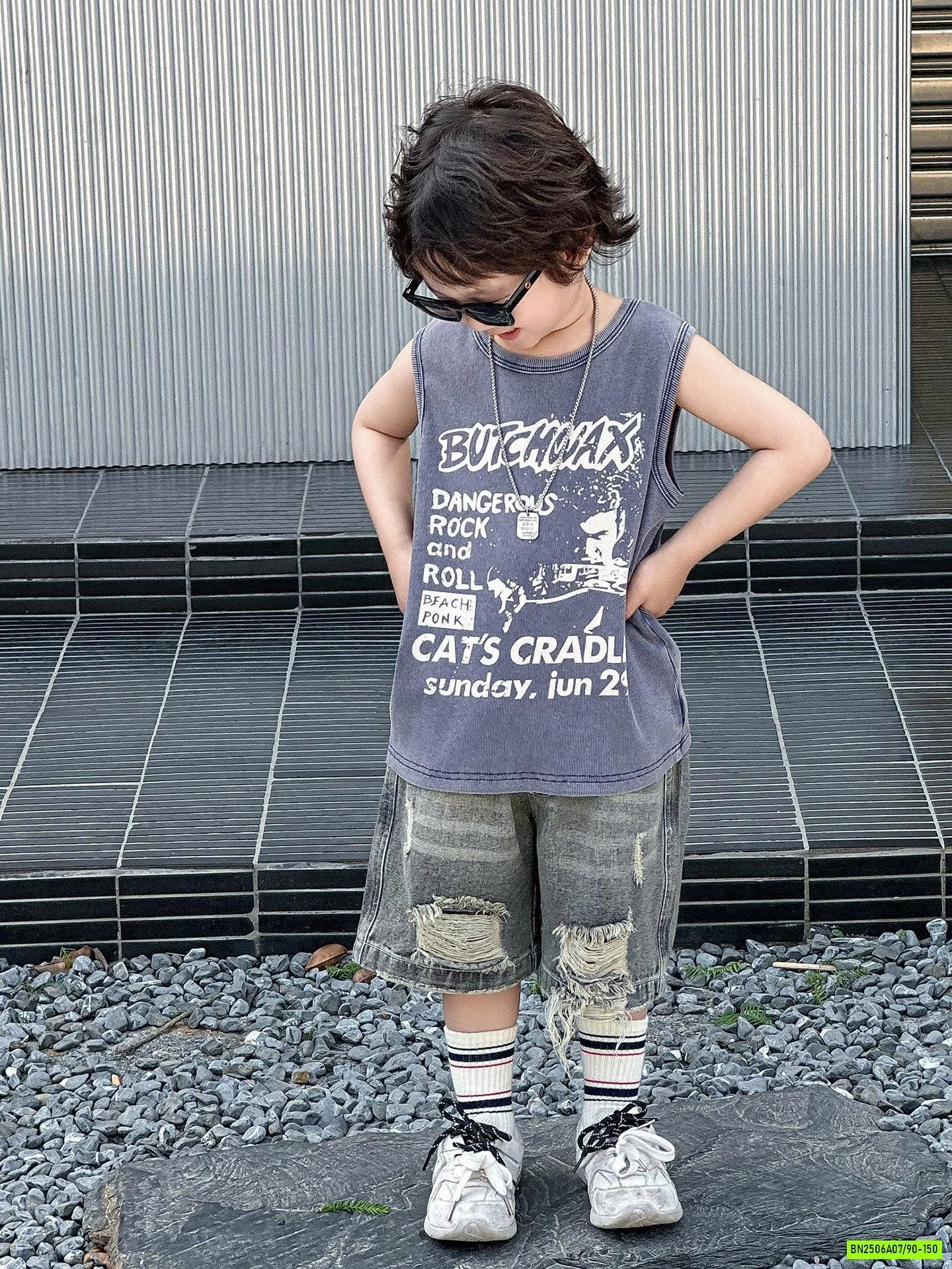 ÁO SÁT NÁCH IN CHỮ BẠC MÀU