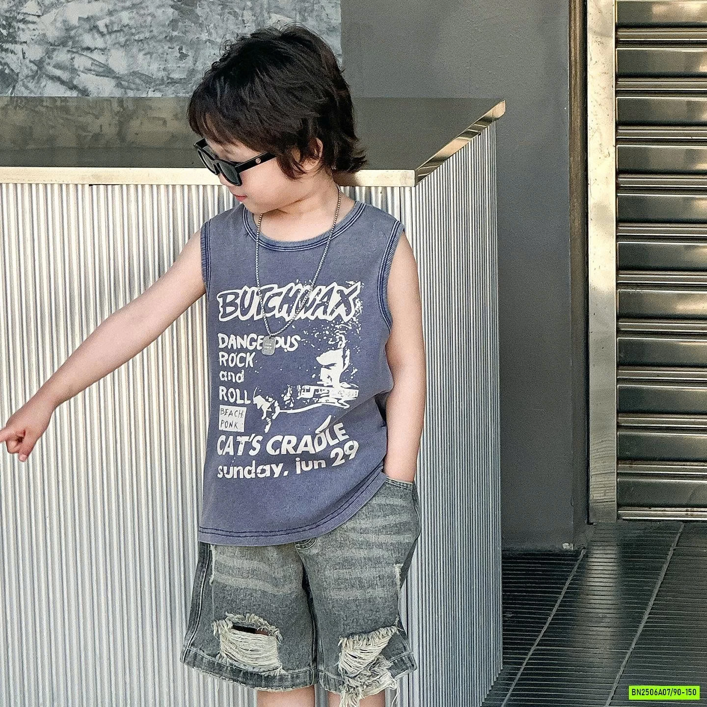 ÁO SÁT NÁCH IN CHỮ BẠC MÀU