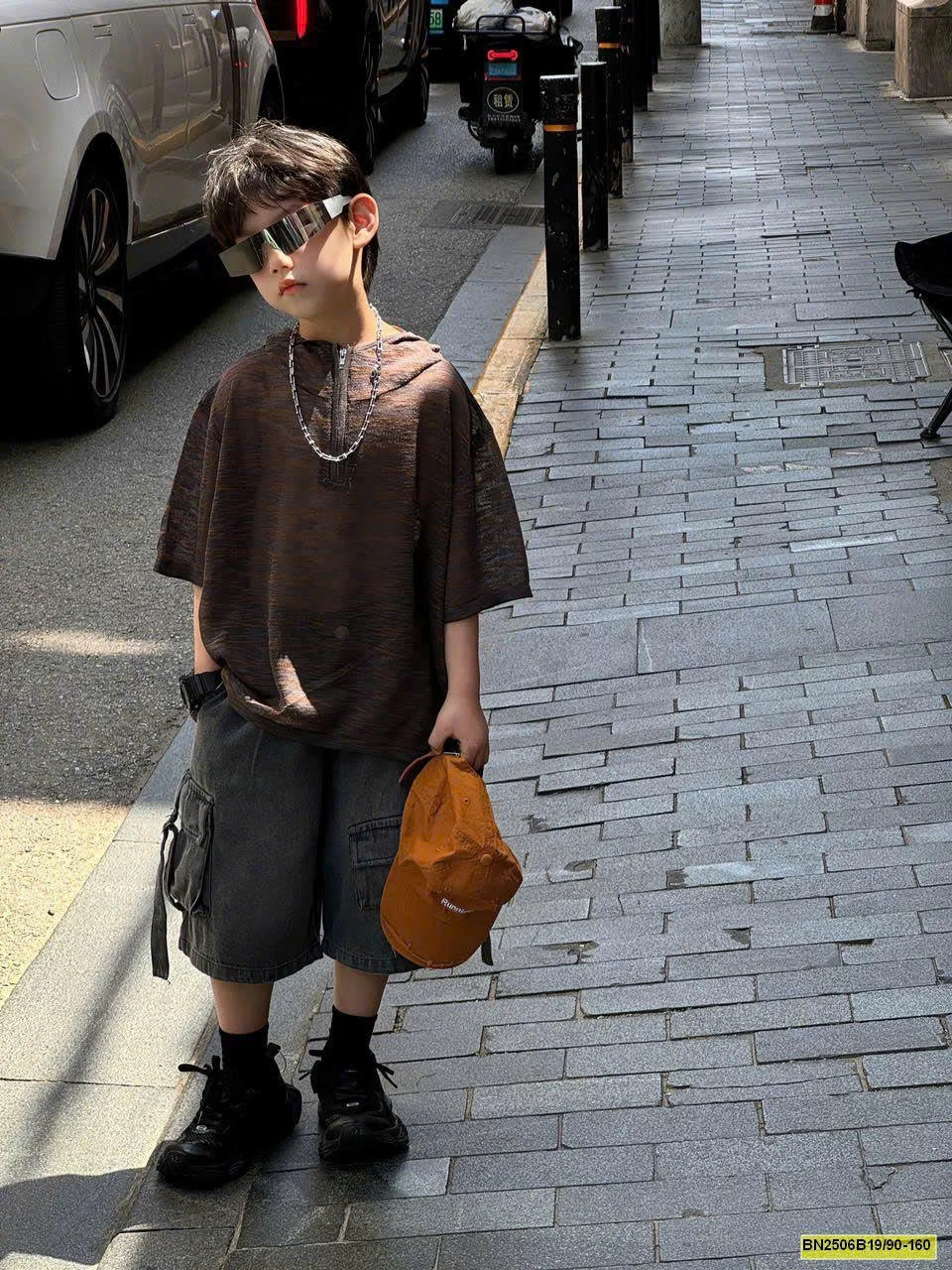 ÁO CỘC TAY CÓ MŨ