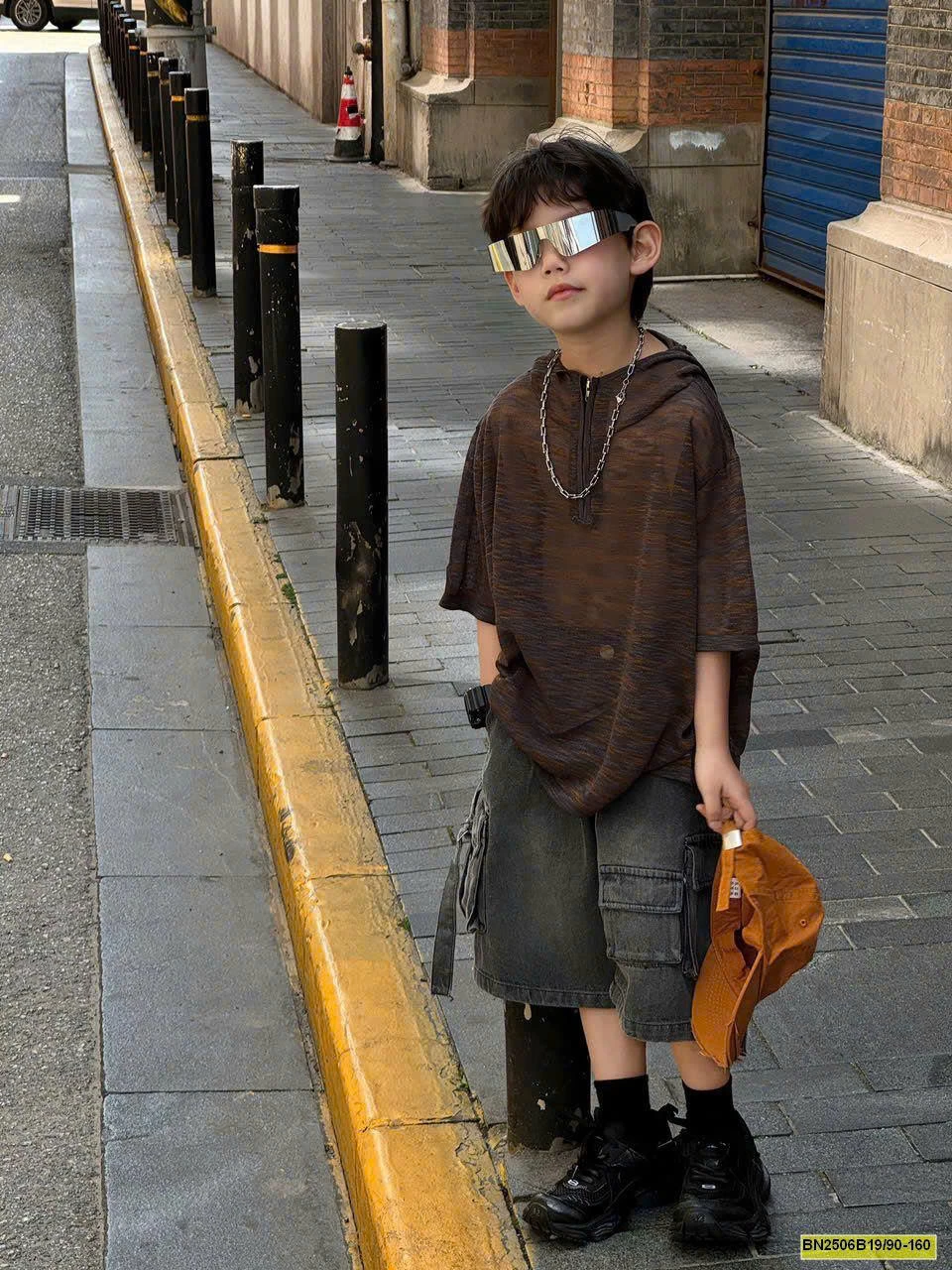 ÁO CỘC TAY CÓ MŨ