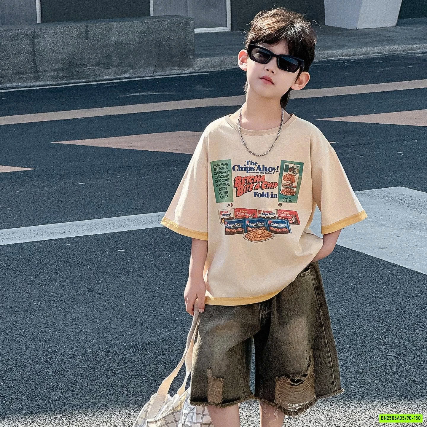 ÁO THUN BÁNH NGỌT MIX JEANS RÁCH