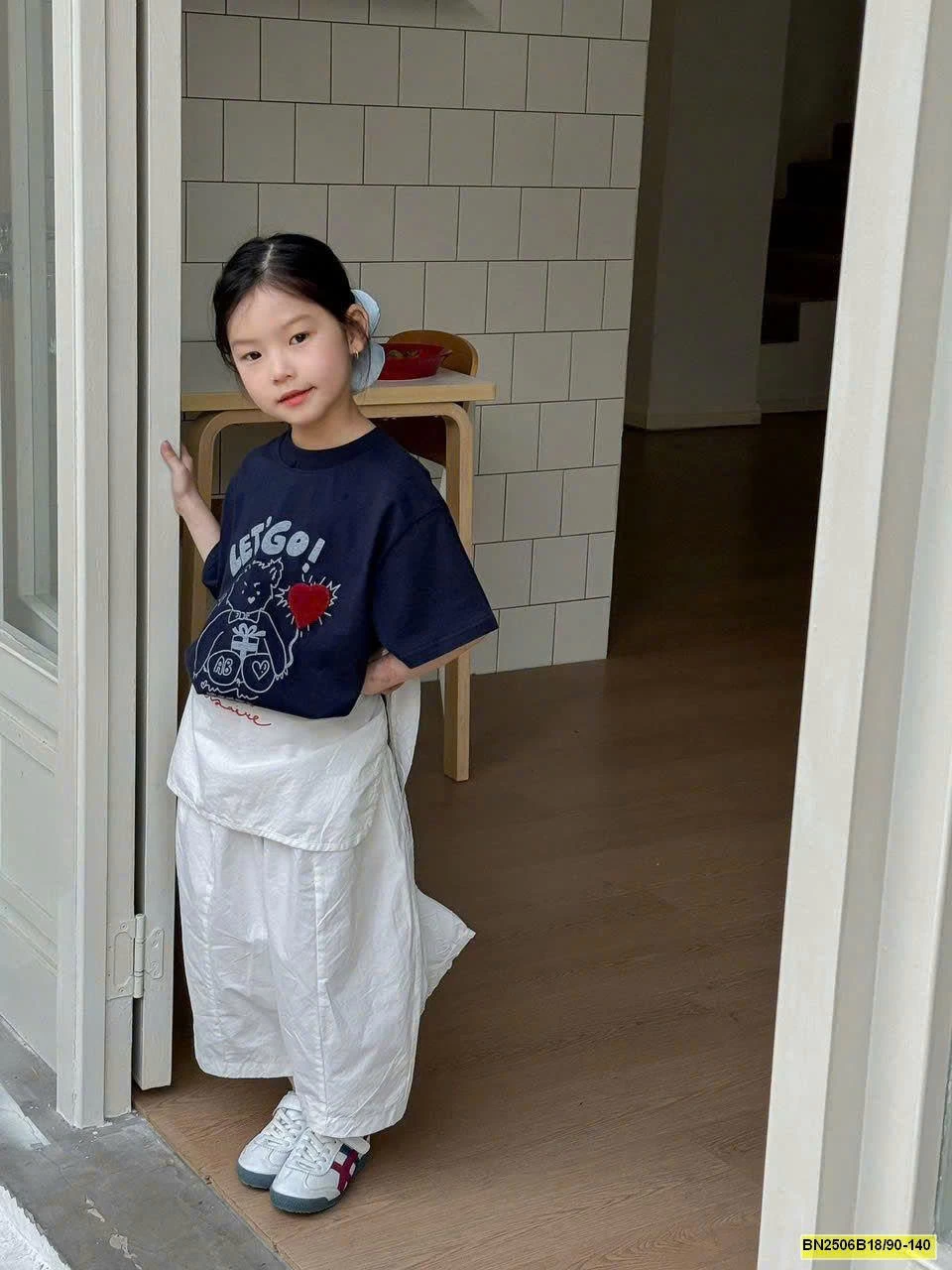 SÉT ÁO THUN MIX QUẦN SUÔNG TRẮNG