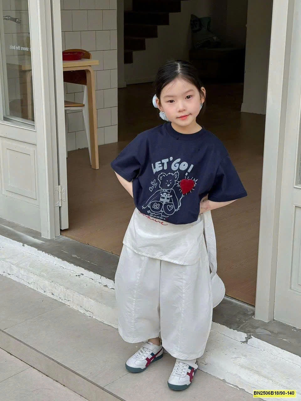 SÉT ÁO THUN MIX QUẦN SUÔNG TRẮNG