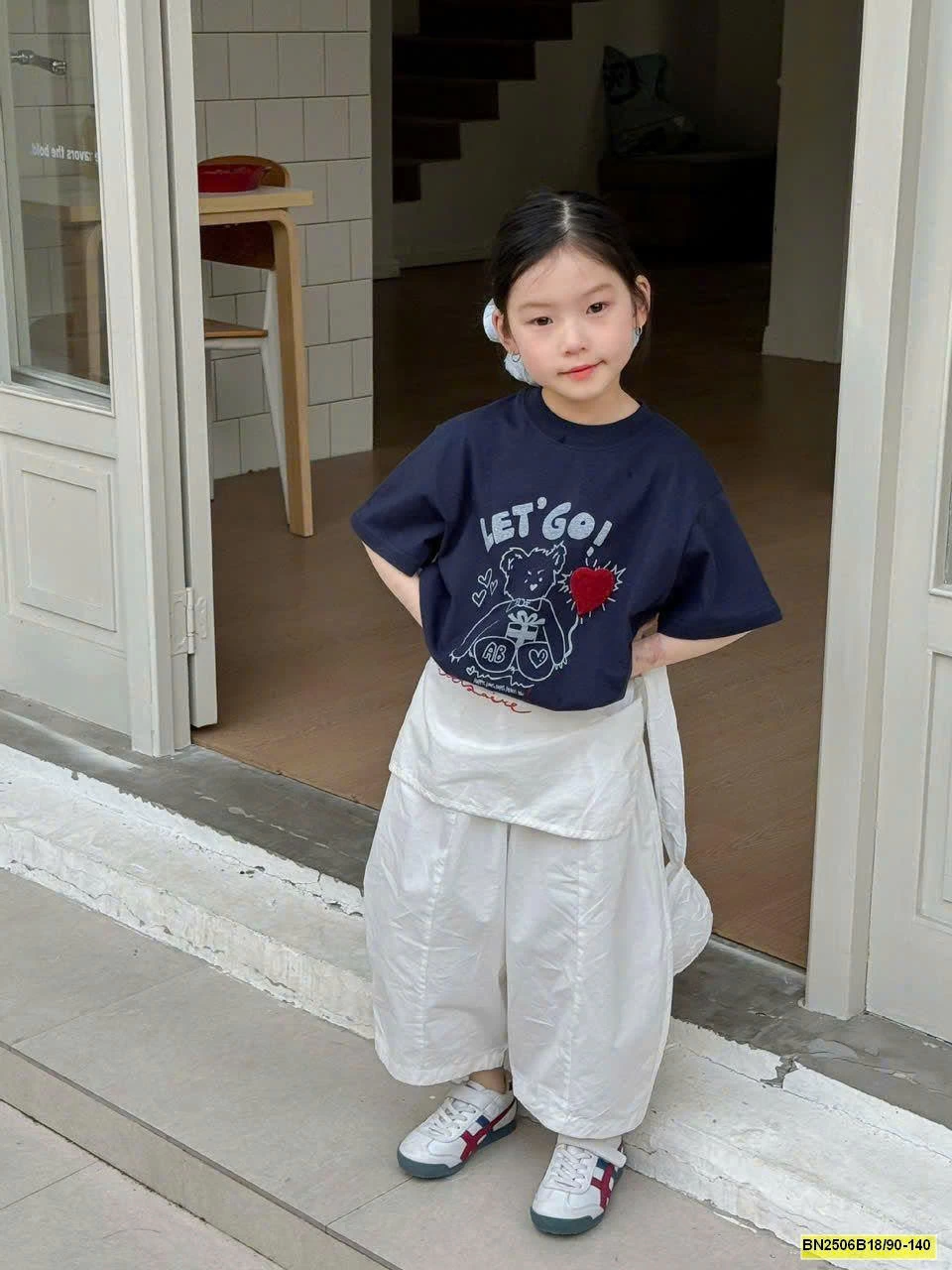 SÉT ÁO THUN MIX QUẦN SUÔNG TRẮNG