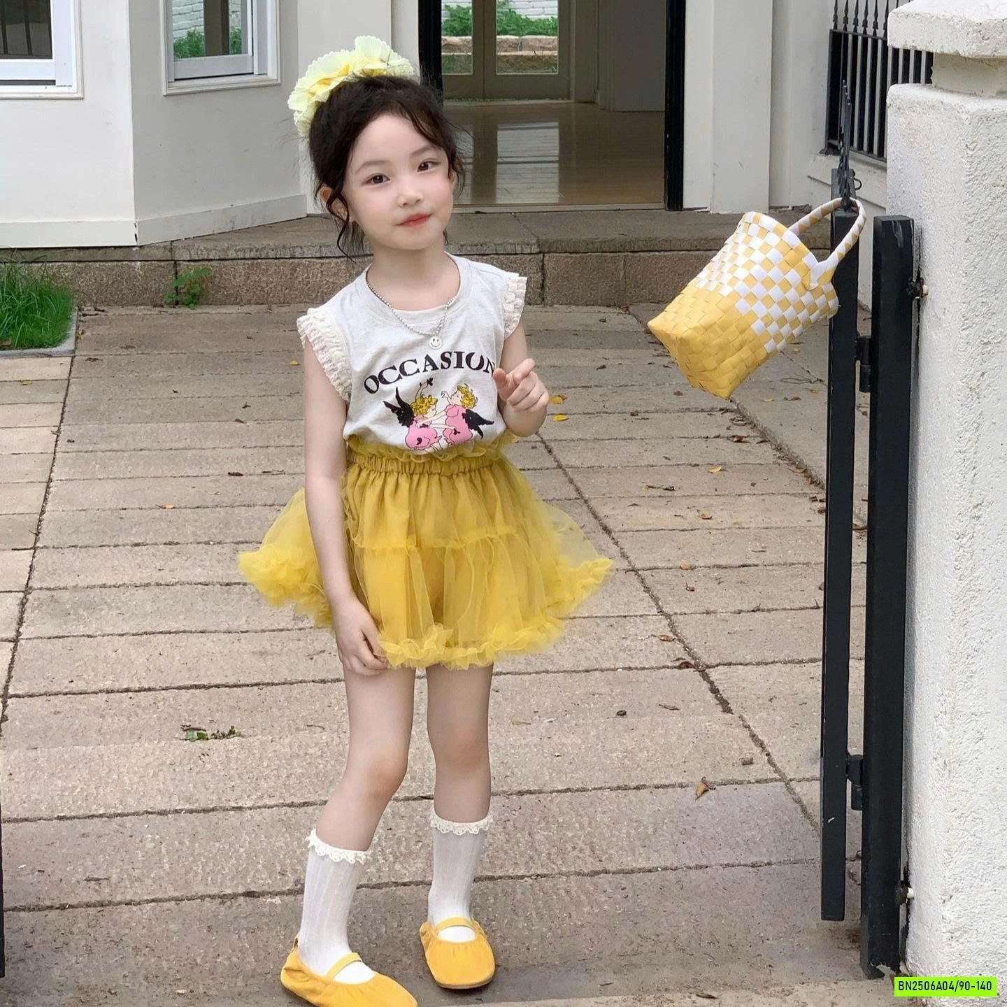 ÁO SÁT NÁCH VIỀN BÈO MIX CV TUTU VÀNG