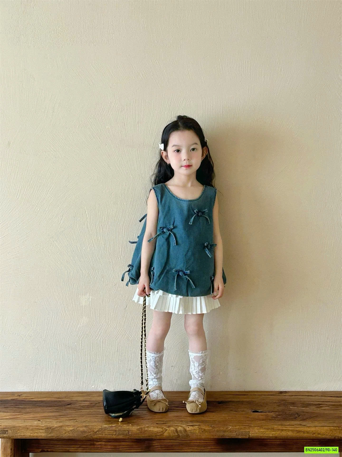 ÁO DENIM SÁT NÁCH GẮN NƠ MIX CV