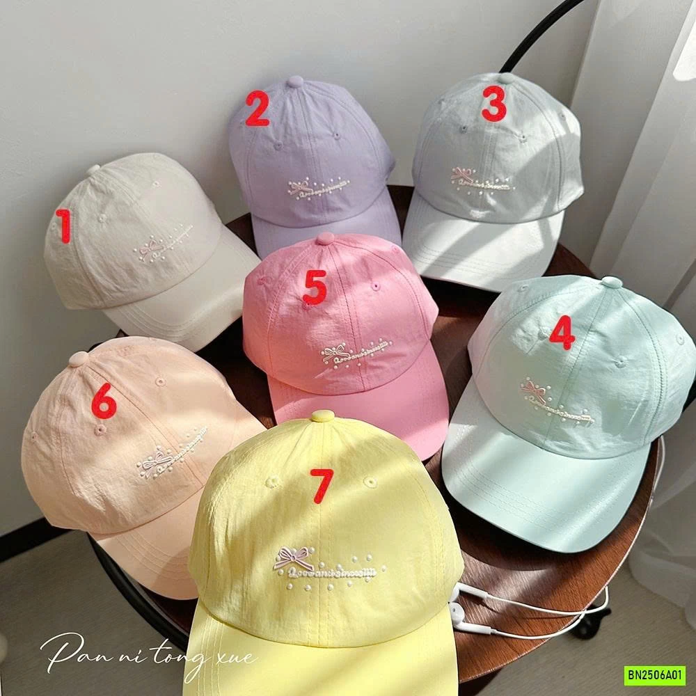 MŨ KẾT THÊU CHỮ GẮN NƠ