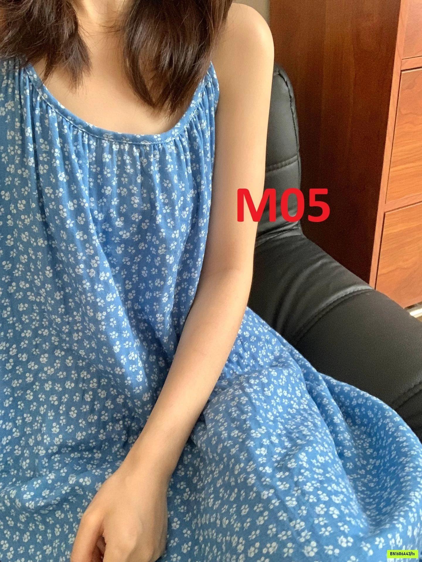 VÁY NGỦ ĐŨI 2 DÂY HOA NHÍ