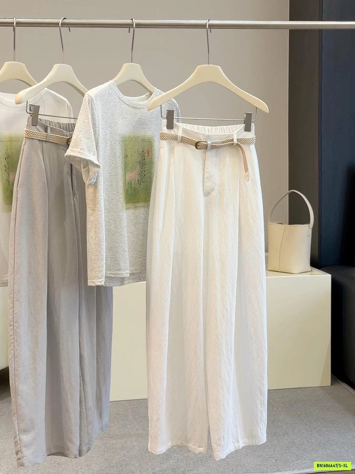 BAGGY ĐŨI CẠP CHUN CÀI CÚC ANNA