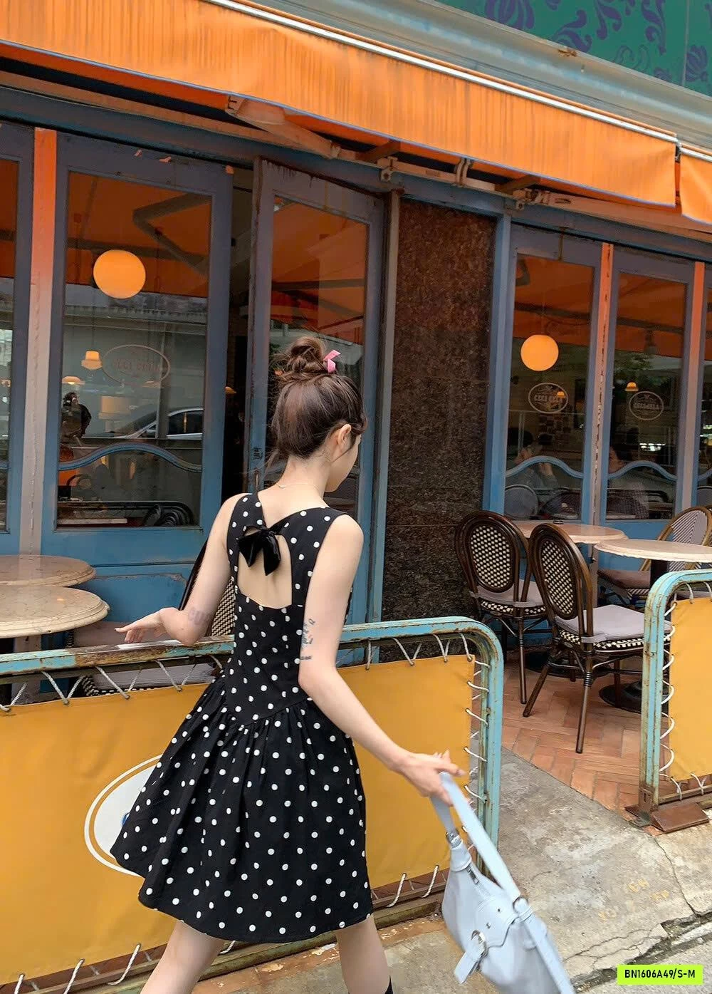 ĐẦM SÁT NÁCH XÒE CHẤM BI YJIA