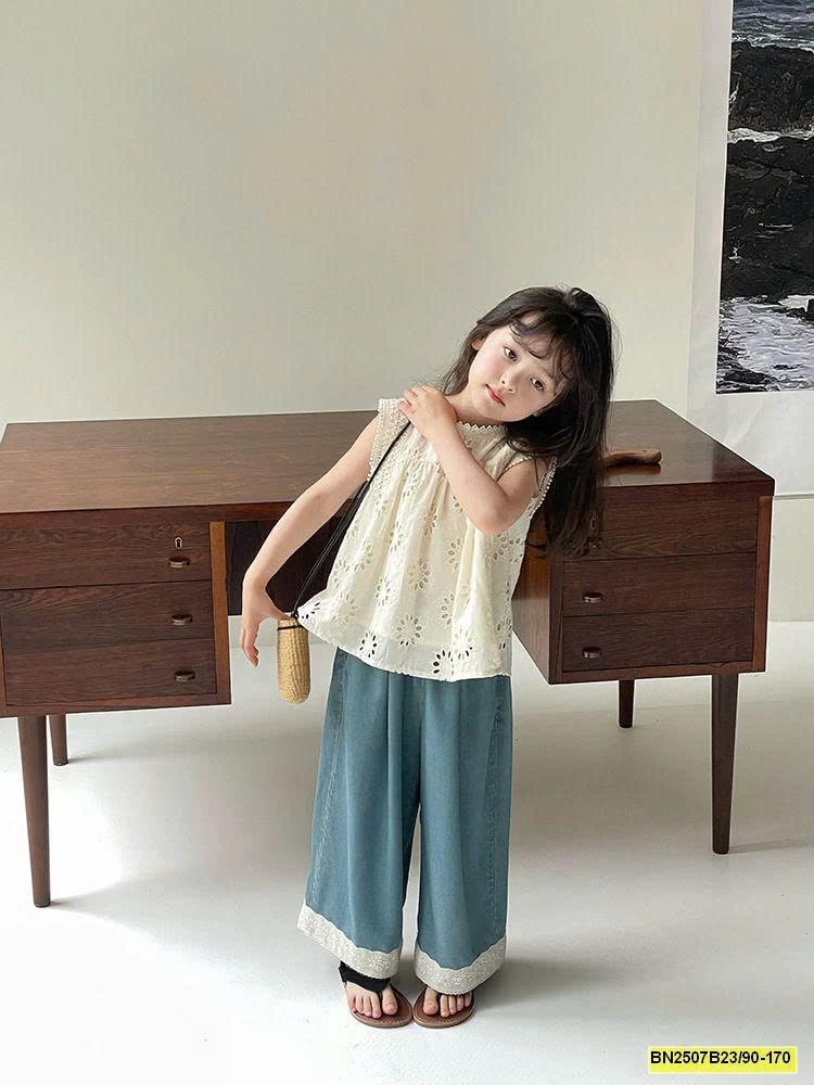 SÉT ÁO REN SÁT NÁCH MIX QUẦN DENIM AMBB 25E007