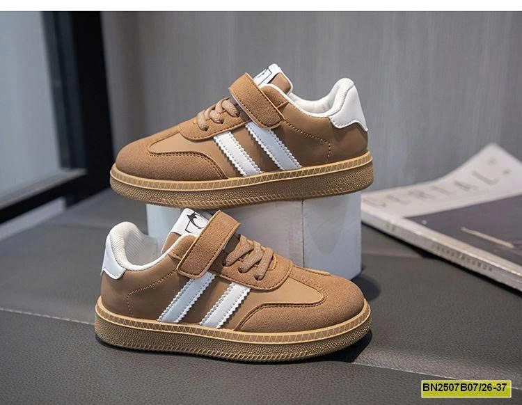 GIÀY THỂ THAO DA LỘN 2 VẠCH QUỐC DÂN