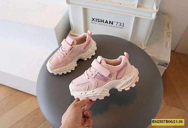 GIÀY THỂ THAO QUAI DÁN CHO BÉ