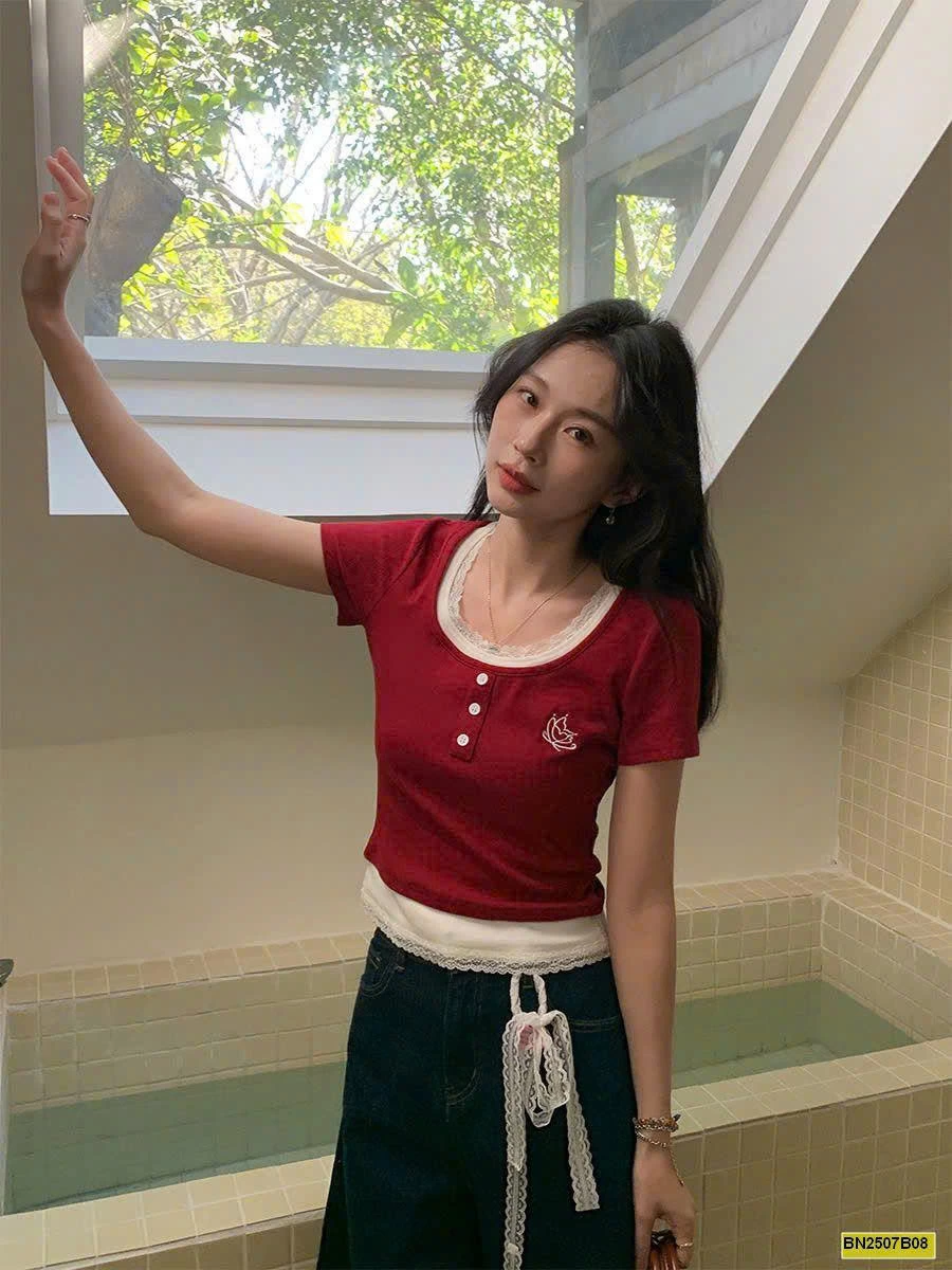 ÁO ĐỎ GIẢ 2 LỚP CÚC NGỰC