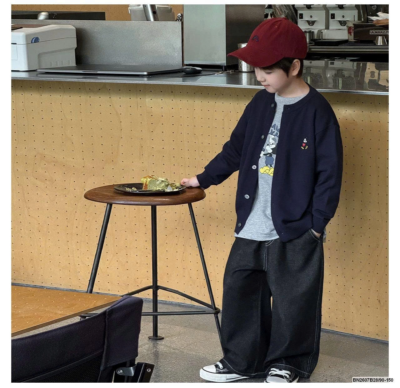 QUẦN JEAN SUÔNG ĐEN