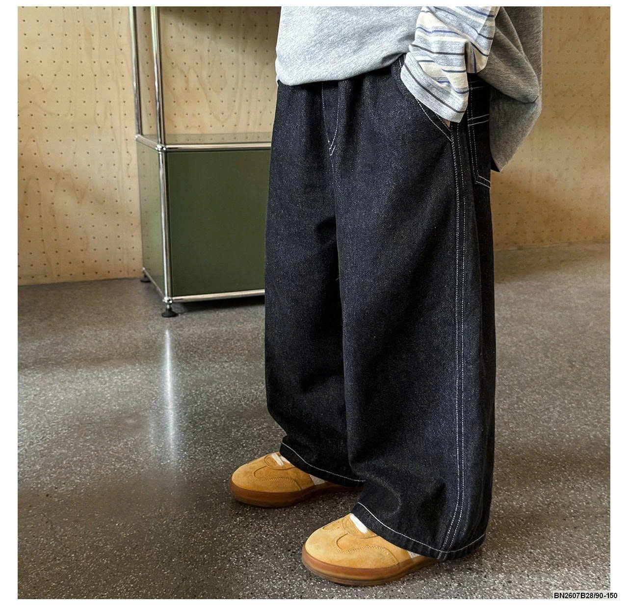 QUẦN JEAN SUÔNG ĐEN