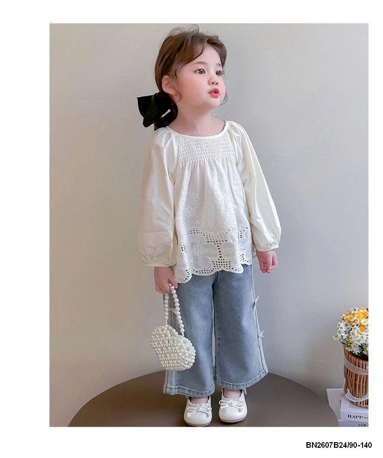 QUẦN JEAN ĐÍNH NƠ SỌC BÊN