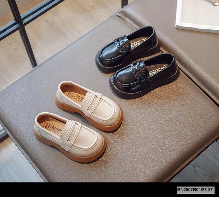 GIÀY MOCA QUỐC DÂN