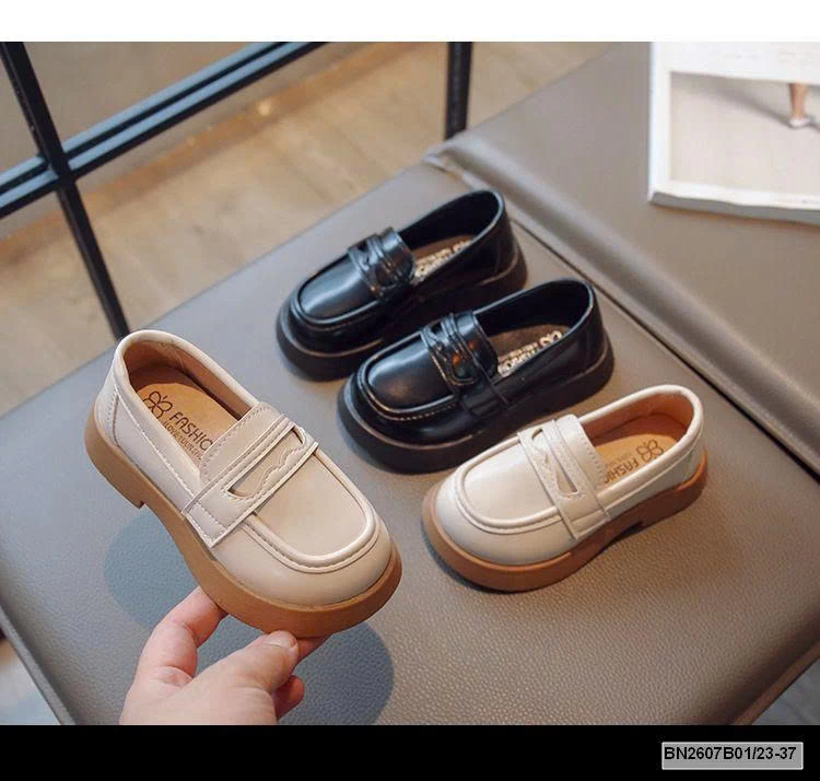 GIÀY MOCA QUỐC DÂN