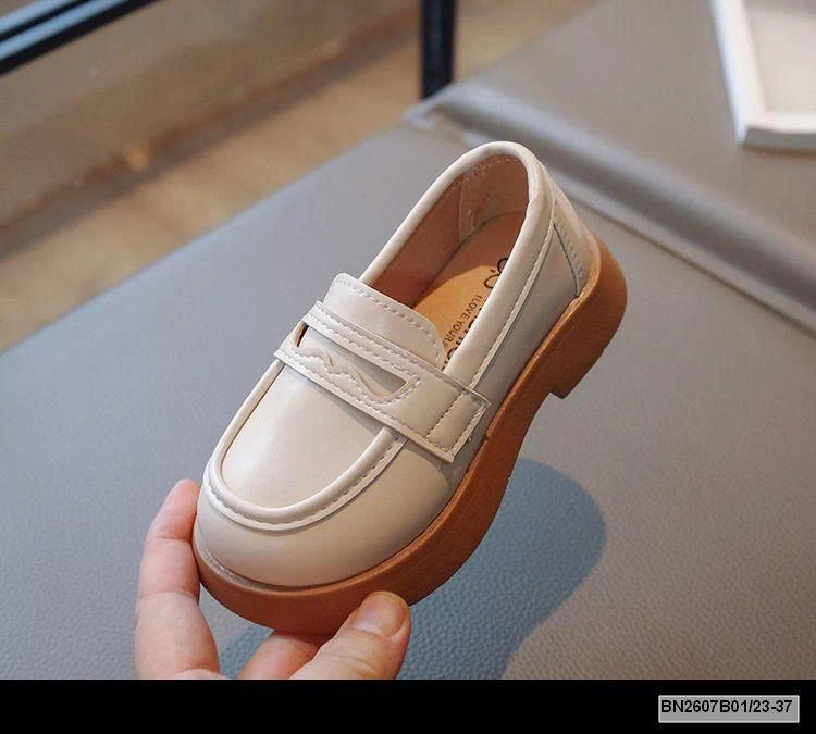 GIÀY MOCA QUỐC DÂN