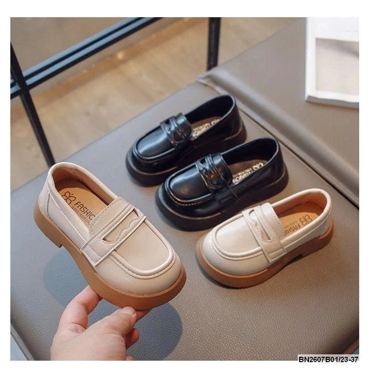 GIÀY MOCA QUỐC DÂN