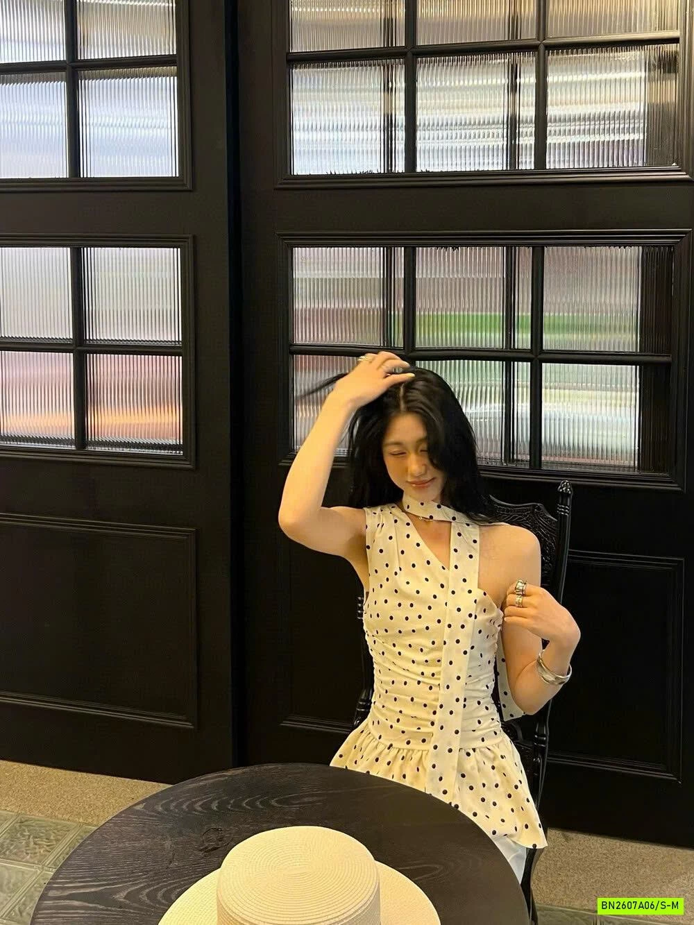 SƠ MI CHẤM BI LỆNH VAI RÚT EO WGWE