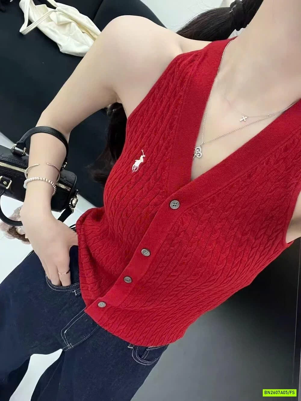 ÁO YẾM MONTOGHI LOGO NGỰA WGWE