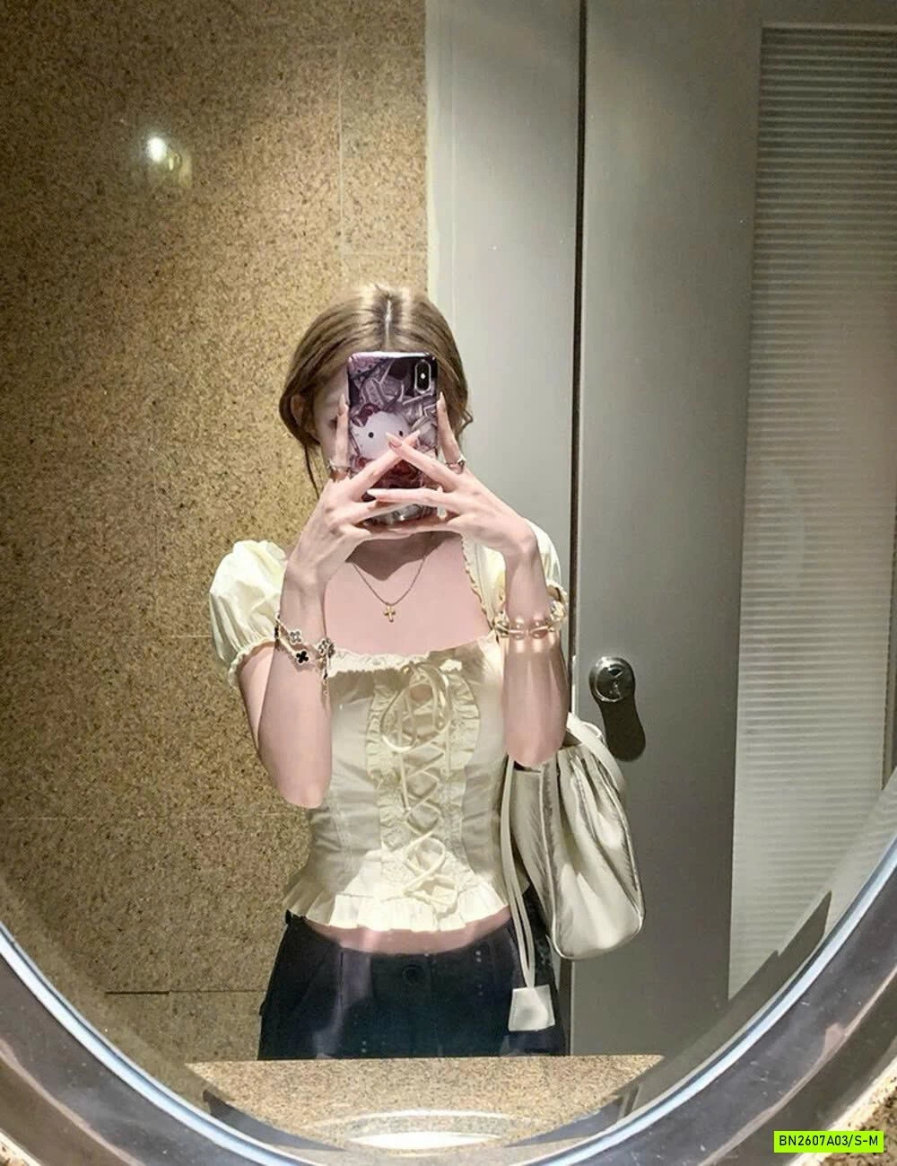 SƠ MI TAY BỒNG CỔ VUÔNG WGWE