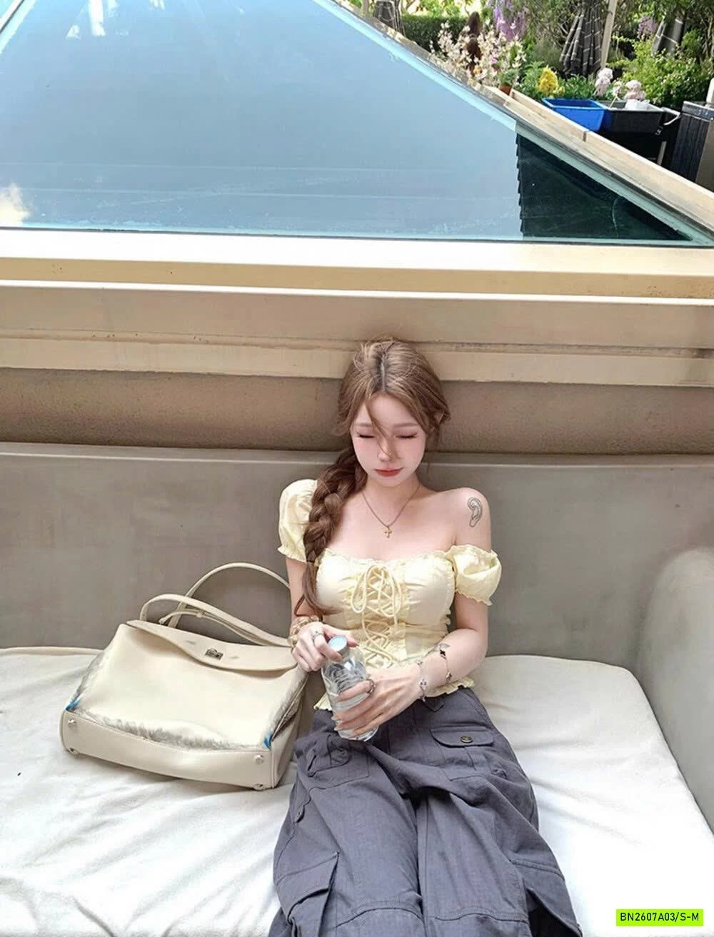 SƠ MI TAY BỒNG CỔ VUÔNG WGWE