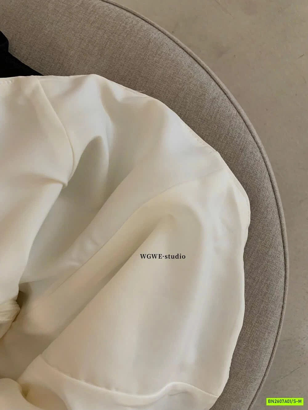 ÁO PEP GẮN HOA WGWE