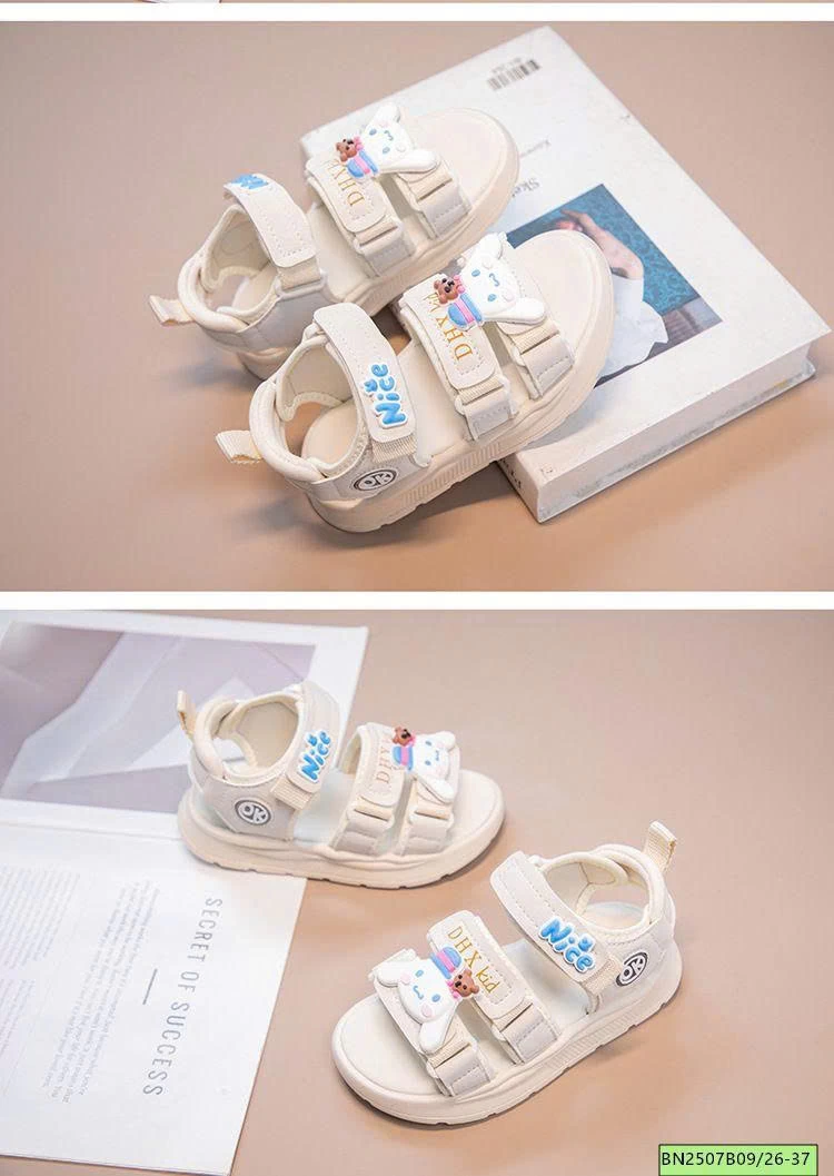 SANDAL KUROMI BÉ GÁI