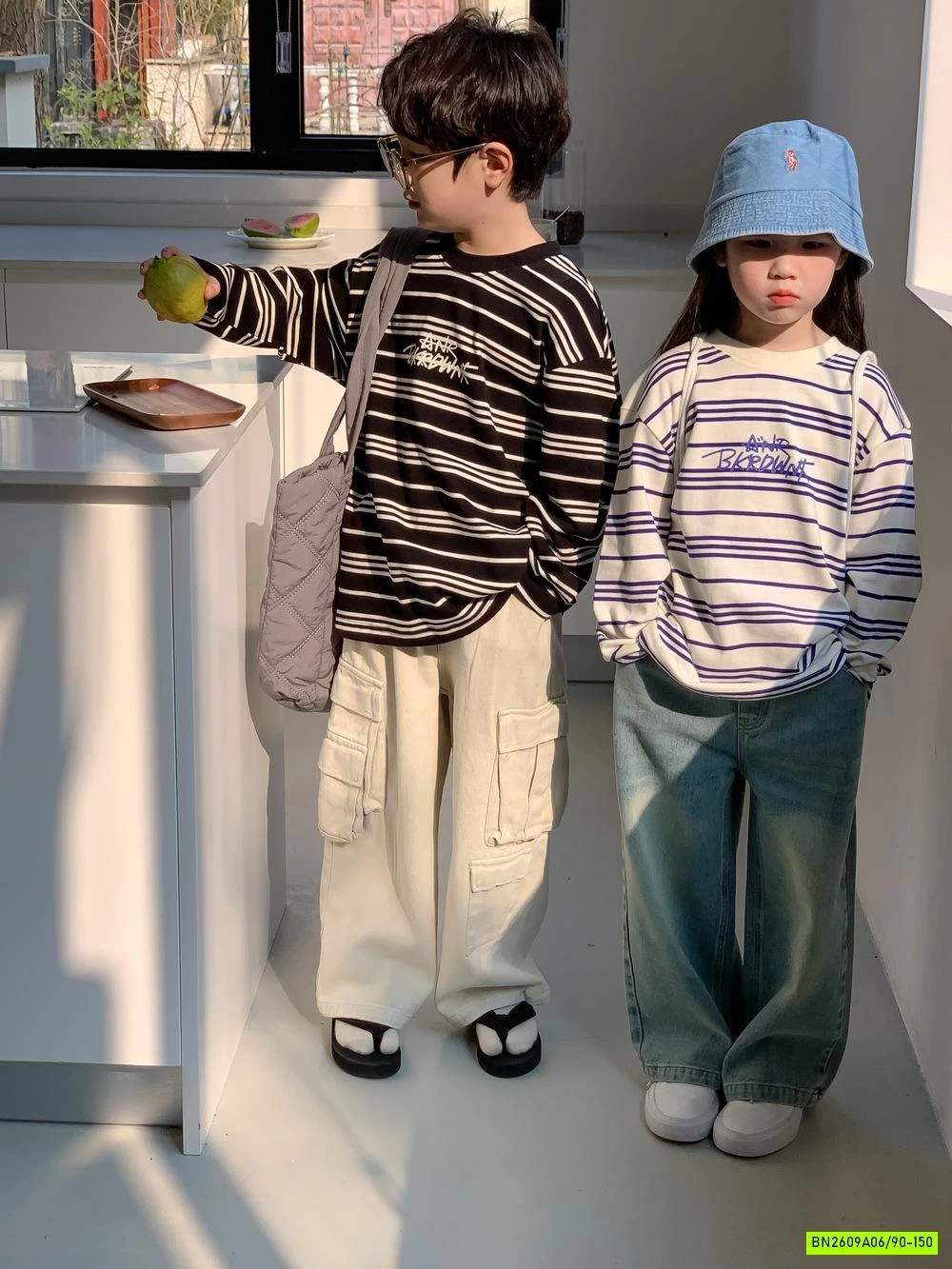 ÁO THUN KẺ NGANG KUMAI