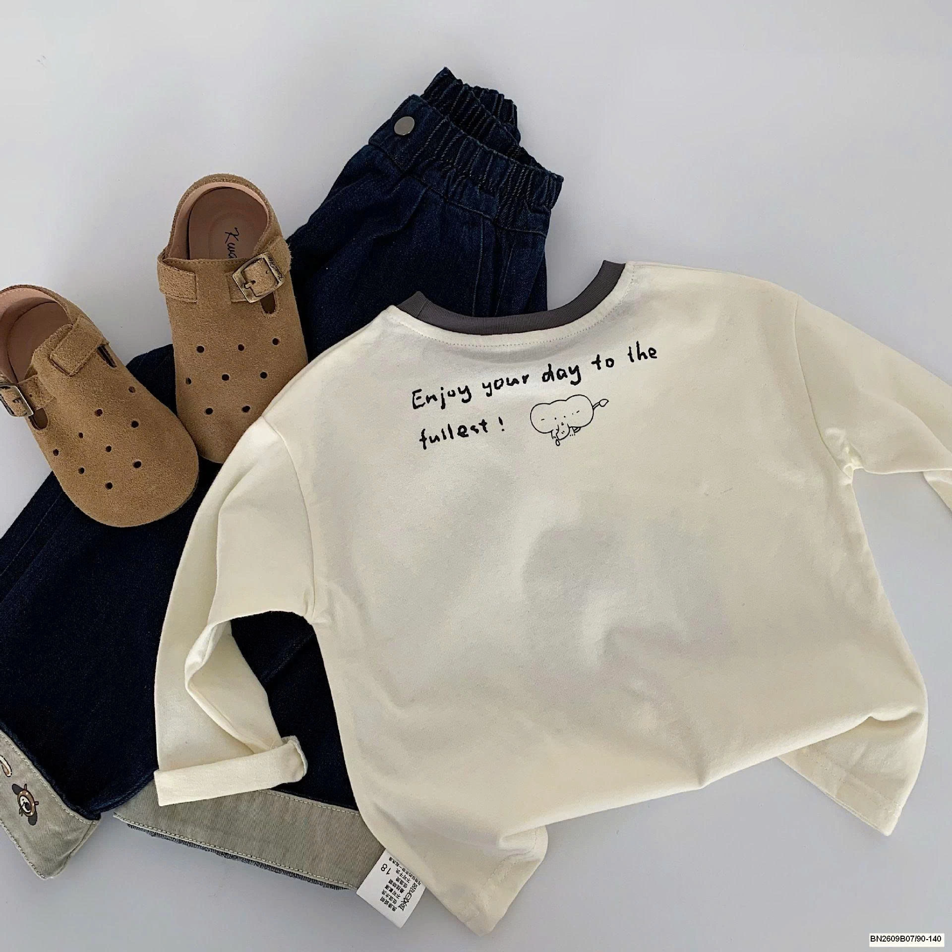 SET ÁO THUN MIX QUẦN JEAN IN CÚN